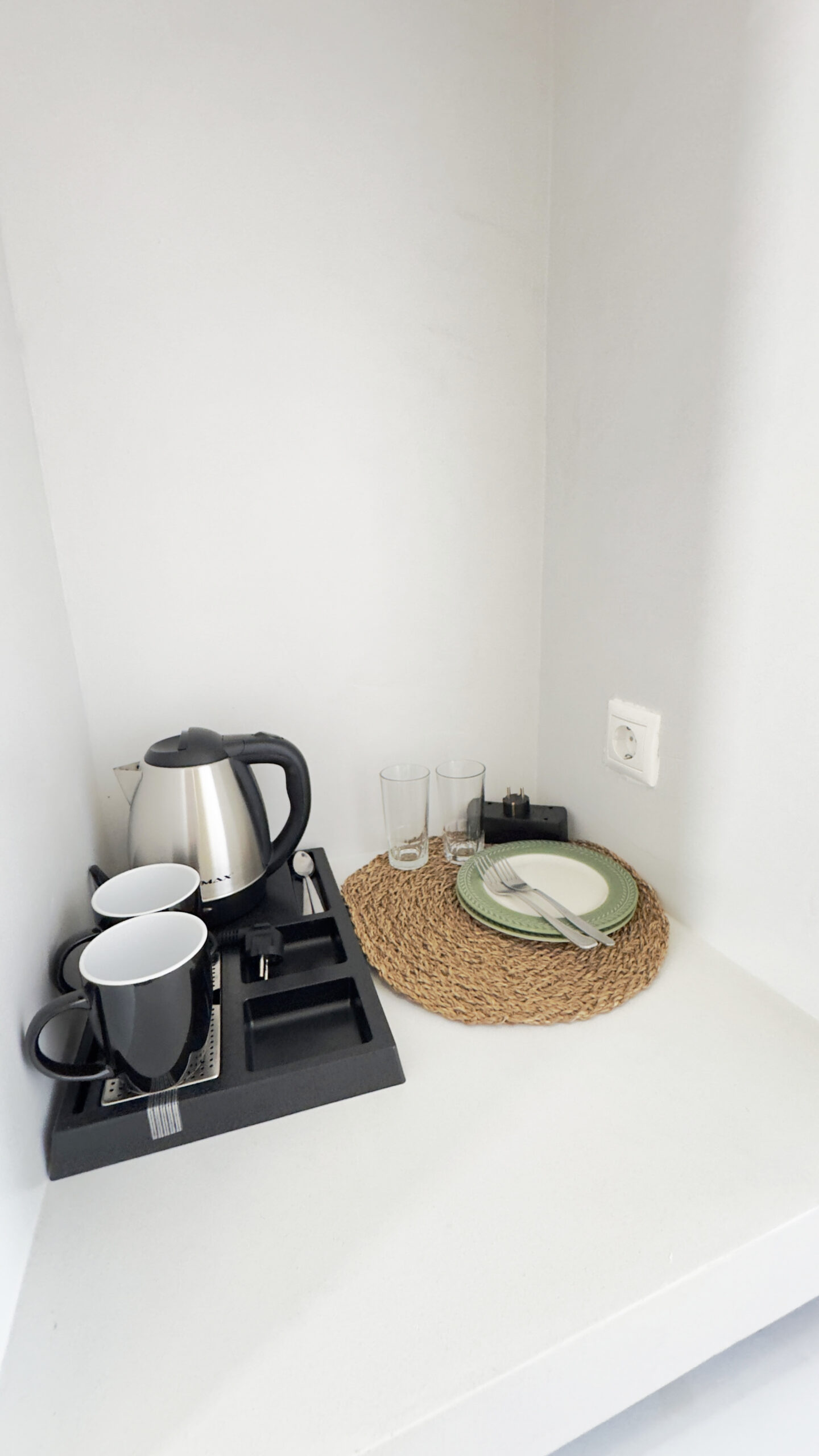 Kettle, cups, glasses and refreshment station in the Double or Twin Room at Argo Rooms Antiparos.